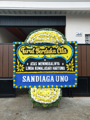 Papan Bunga Duka di Tegal Parang